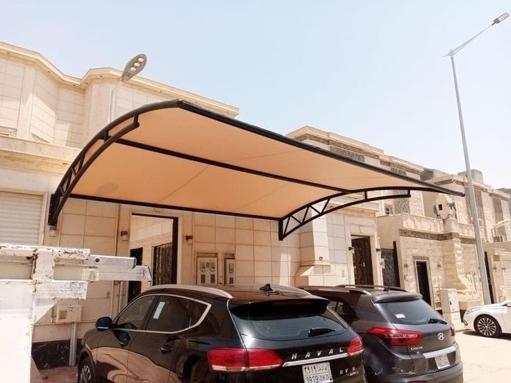 مظلات سيارات